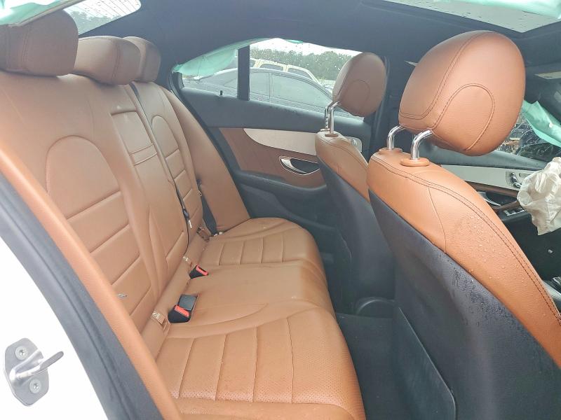 78532745 :رقم المزاد ، W1KWF8DB6LR588964 vin ، 2020 Mercedes Benz C مزاد بيع