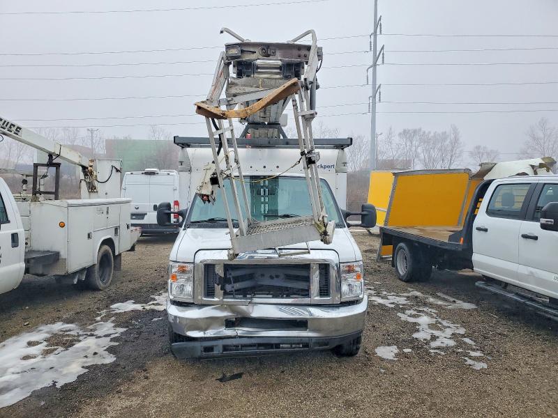 Продажа на аукционе авто 2019 Ford Econoline, vin: 1FDXE4FS1KDC17144, номер лота: 79137815