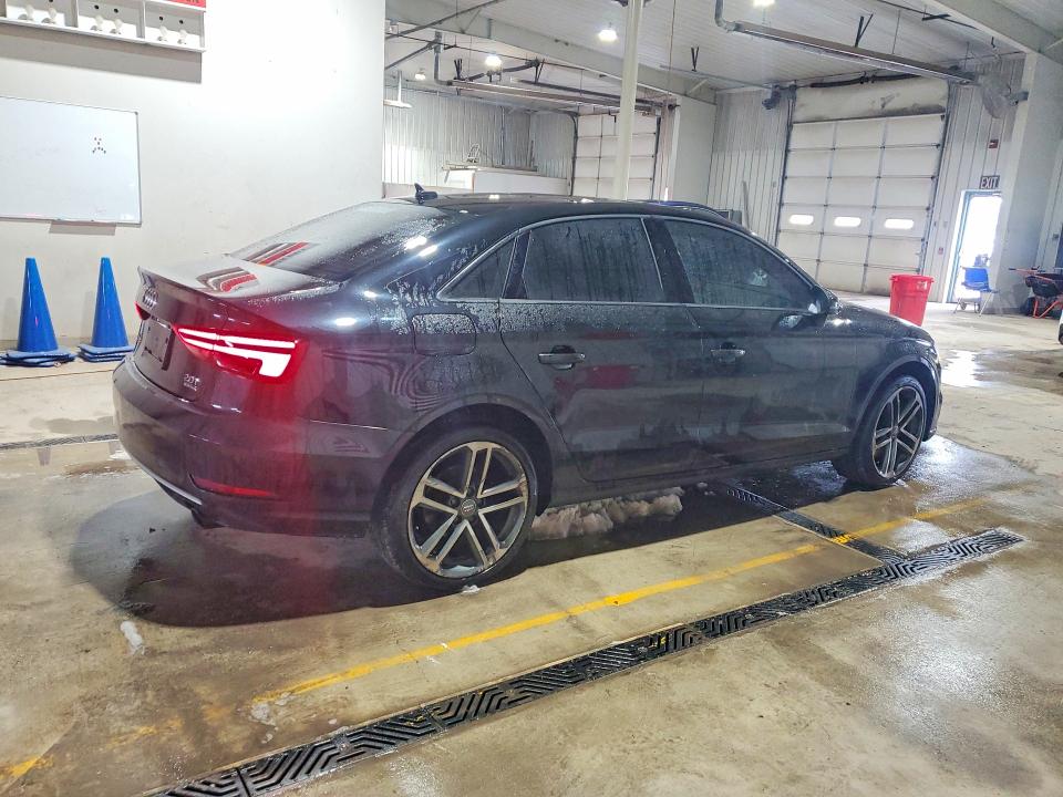 Aukcja sprzedaży 2018 Audi A3, vin: WAUB8GFF6J1085635, numer aukcji: 78661065