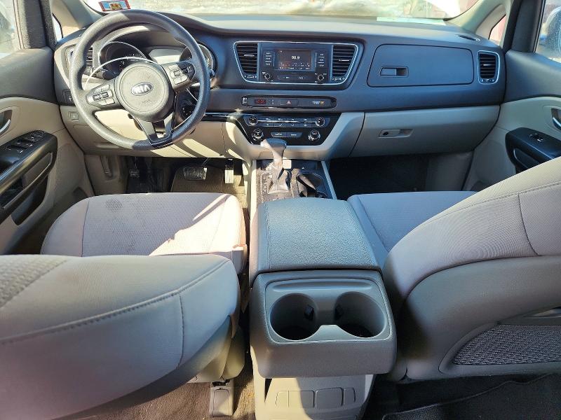 2018 Kia Sedona Lx მანქანა იყიდება აუქციონზე, vin: KNDMB5C18J6381981, აუქციონის ნომერი: 73384265