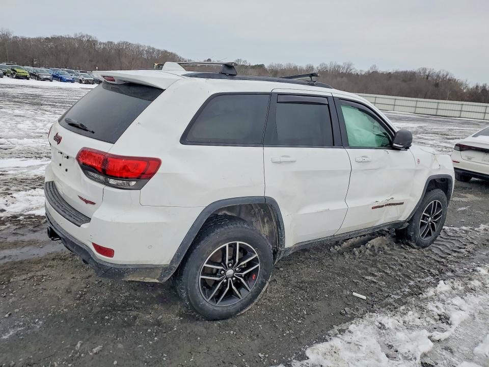 Продаж на аукціоні авто 2018 Jeep Grand Cherokee, vin: 1C4RJFLG9JC221404, номер лоту: 75681005