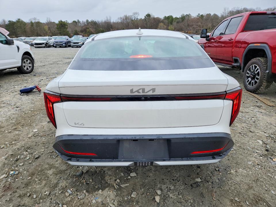 2025 Kia K4 მანქანა იყიდება აუქციონზე, vin: 3KPFU4DE2SE039565, აუქციონის ნომერი: 79018865