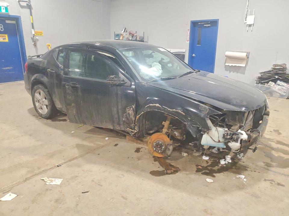 77950965 :رقم المزاد ، 1C3CDZCB5EN102895 vin ، 2014 Dodge Avenger مزاد بيع