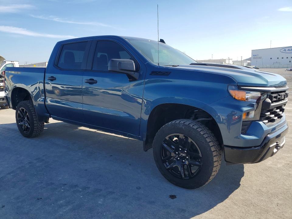 Продаж на аукціоні авто 2024 Chevrolet Silverado, vin: 3GCUDCED9RG312040, номер лоту: 75184485