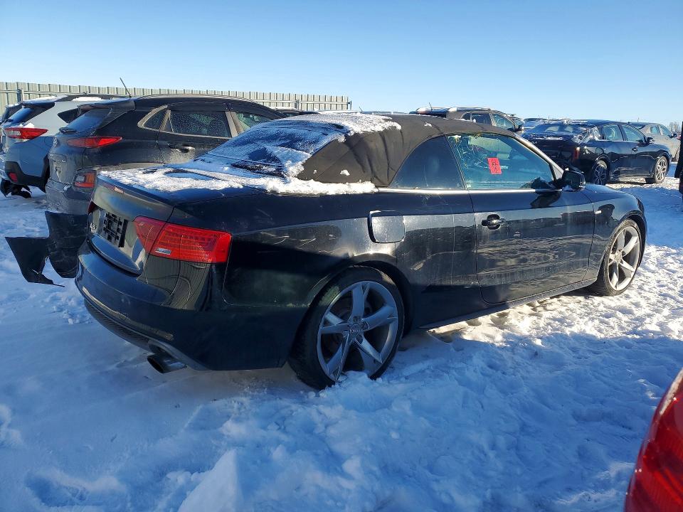 2013 Audi A5 Premium მანქანა იყიდება აუქციონზე, vin: WAUMFBFH5DN002650, აუქციონის ნომერი: 73617705