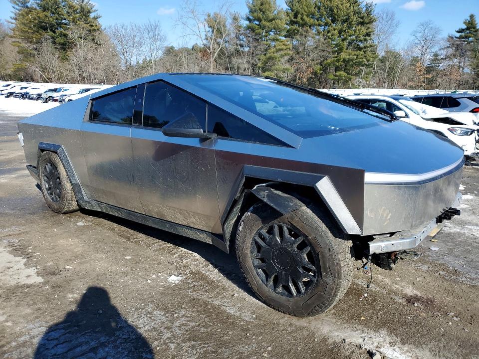 Продажа на аукционе авто 2024 Tesla Cybertruck, vin: 7G2CEHEE4RA037501, номер лота: 73093015
