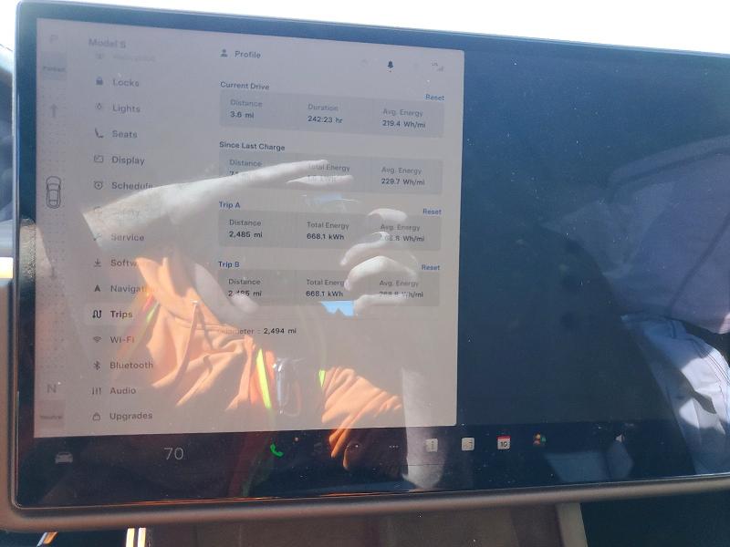 76738185 :رقم المزاد ، 5YJSA1E5XSF551377 vin ، 2025 Tesla Model S مزاد بيع