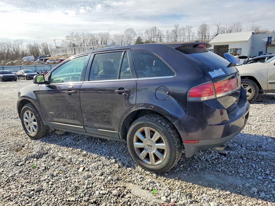 Auction sale of the 2007 Lincoln Townhouse Mkx, vin: 2LMDU88C07BJ31151, lot number: 76808805