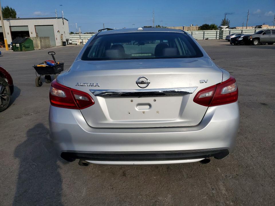 Продаж на аукціоні авто 2018 Nissan Altima 2.5, vin: 1N4AL3AP6JC234965, номер лоту: 78325605