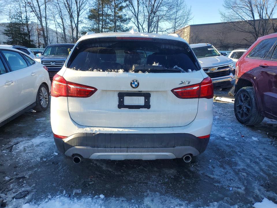 76354915 :رقم المزاد ، WBXHT3C30J5K29609 vin ، 2018 Bmw X1 مزاد بيع