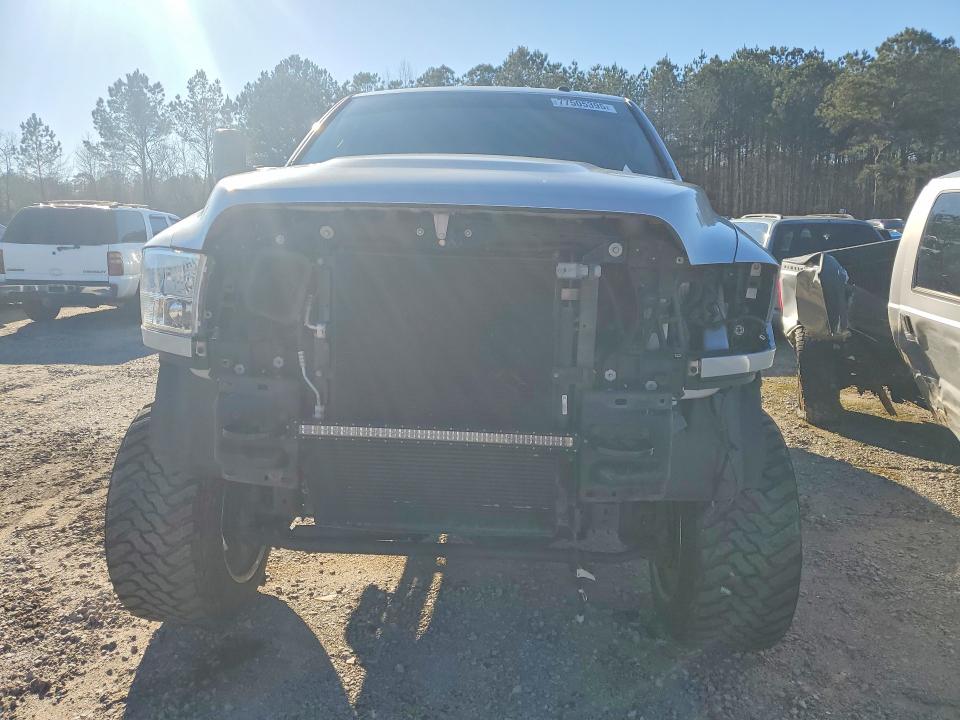 77505395 :رقم المزاد ، 3C6UR5CL4HG679974 vin ، 2017 Ram 2500 مزاد بيع