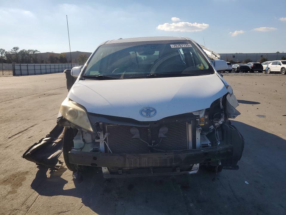 Продаж на аукціоні авто 2012 Toyota Sienna, vin: 5TDDK3DC6CS048251, номер лоту: 76767735