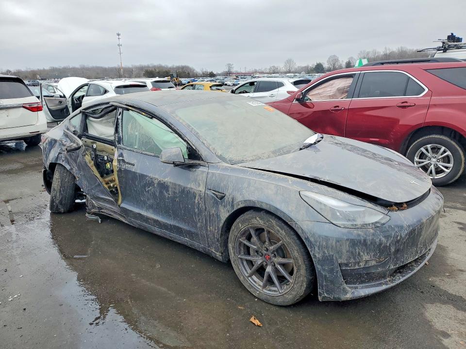 Продажа на аукционе авто 2023 Tesla Model 3, vin: 5YJ3E1EA4PF700170, номер лота: 78132805