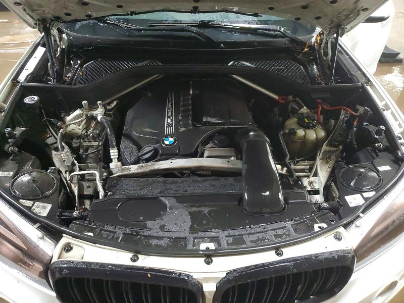 75637085 :رقم المزاد ، 5UXKR0C59J0X85611 vin ، 2018 Bmw X5 مزاد بيع