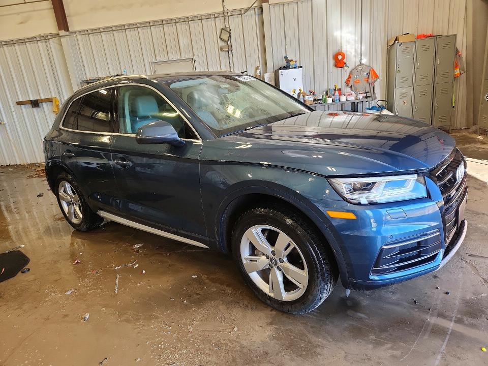 Продаж на аукціоні авто 2018 Audi Q5, vin: WA1BNAFY8J2078300, номер лоту: 77961645