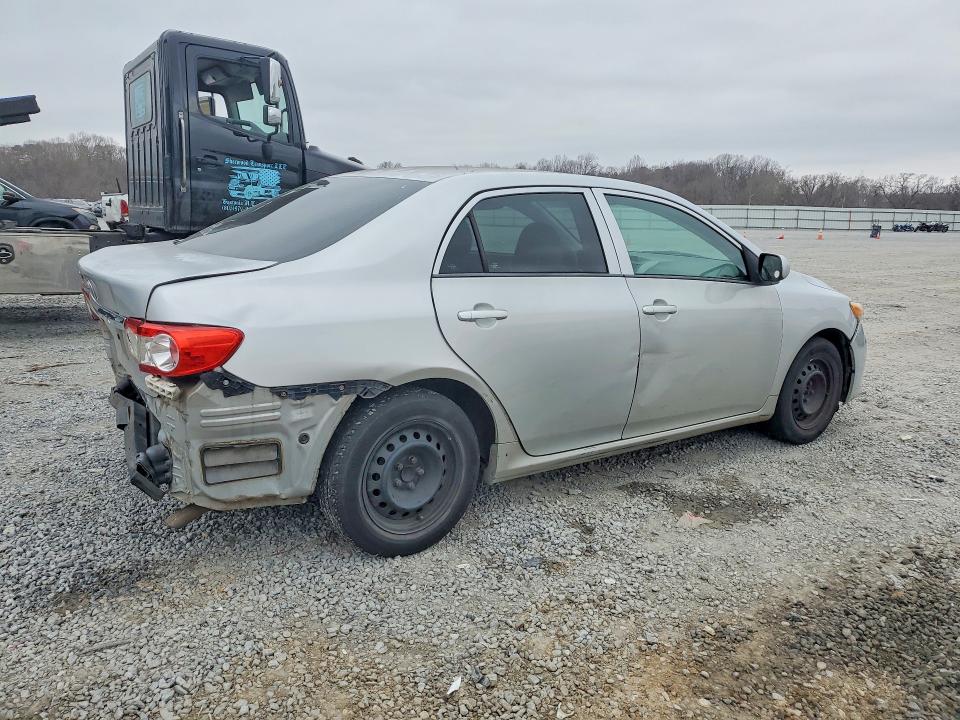 Продаж на аукціоні авто 2013 Toyota Corolla, vin: 2T1BU4EE5DC926740, номер лоту: 77136805