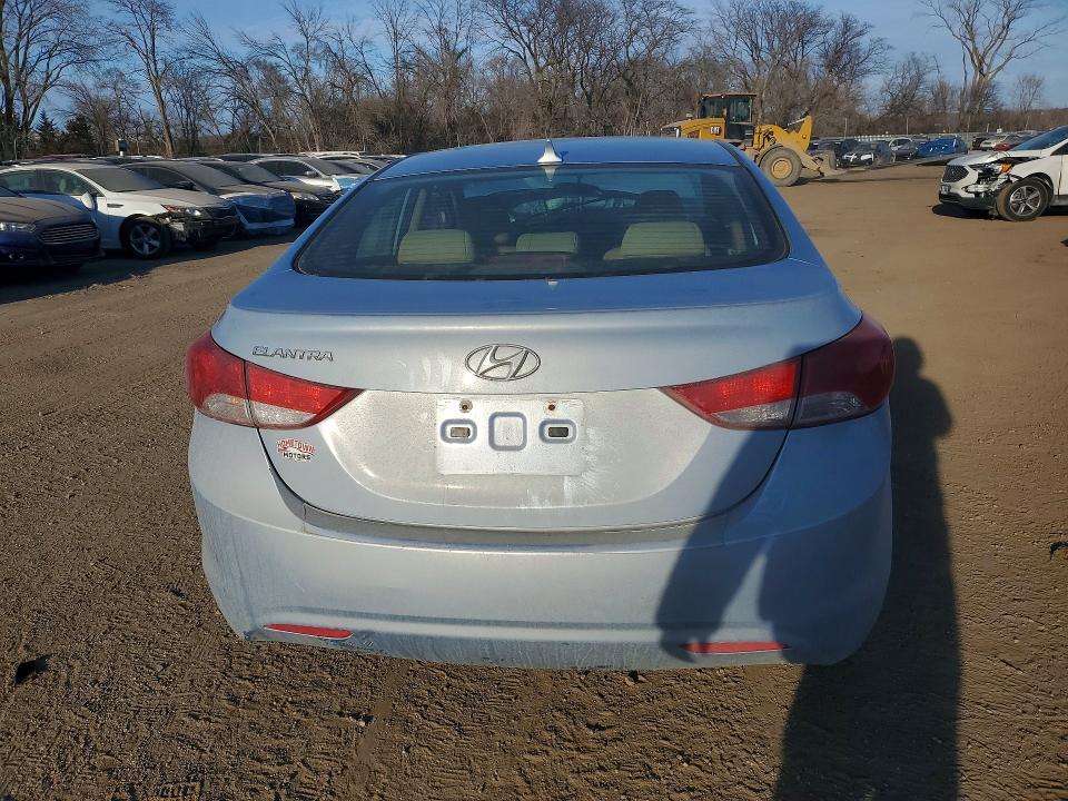 Продажа на аукционе авто 2013 Hyundai Elantra, vin: KMHDH4AE3DU518805, номер лота: 50248986