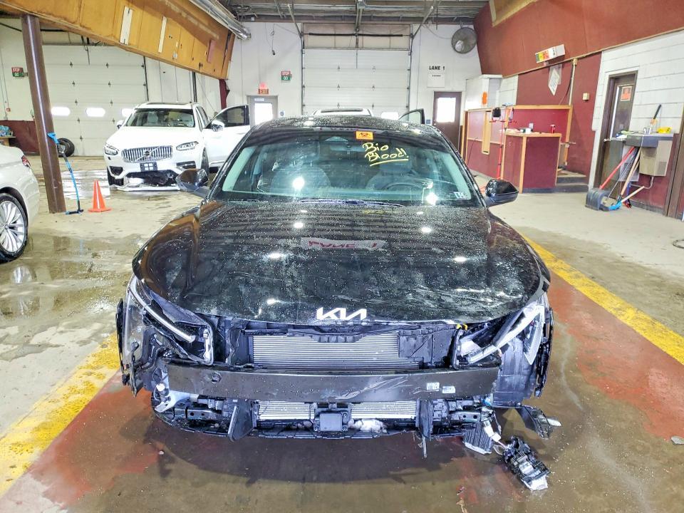 76899745 :رقم المزاد ، 3KPFU4DE3SE011838 vin ، 2025 Kia K4 مزاد بيع