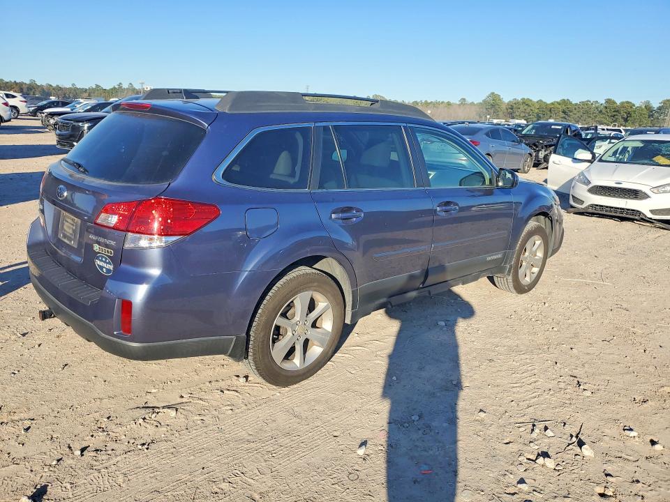 76552175 :رقم المزاد ، 4S4BRCLC6E3300908 vin ، 2014 Subaru Outback مزاد بيع