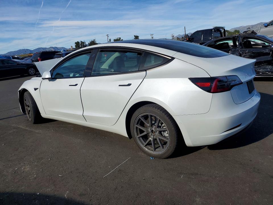79100655 :رقم المزاد ، 5YJ3E1EA3NF166527 vin ، 2022 Tesla Model 3 مزاد بيع