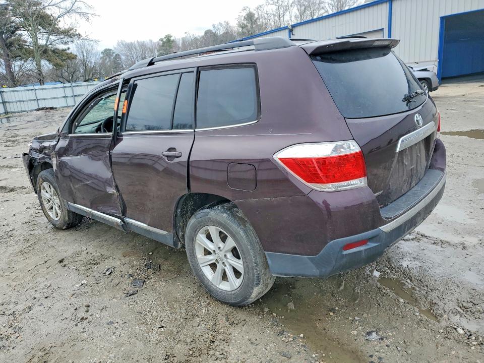 2013 Toyota Highlander მანქანა იყიდება აუქციონზე, vin: 5TDZA3EH8DS036428, აუქციონის ნომერი: 78886575
