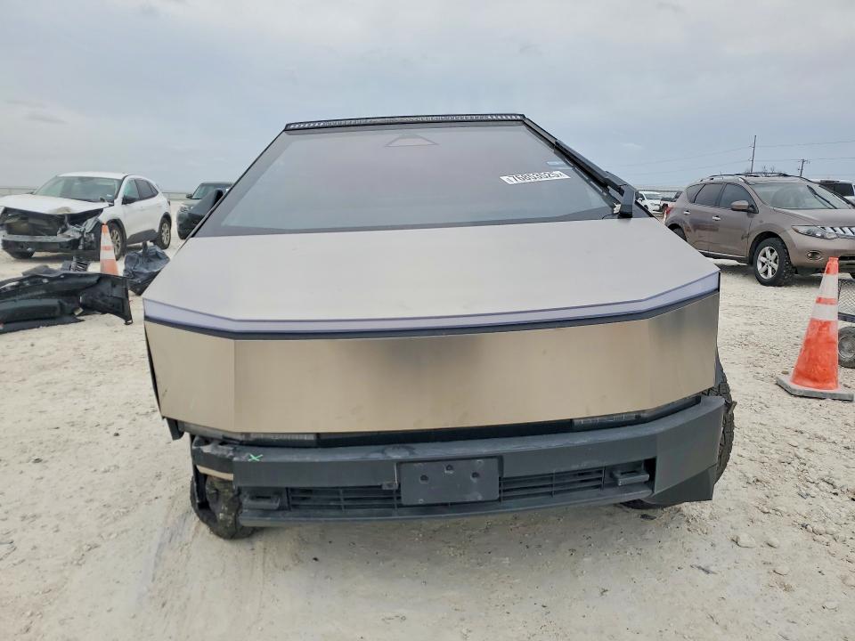 Продажа на аукционе авто 2024 Tesla Cybertruck, vin: 7G2CEHEE9RA026641, номер лота: 76853525