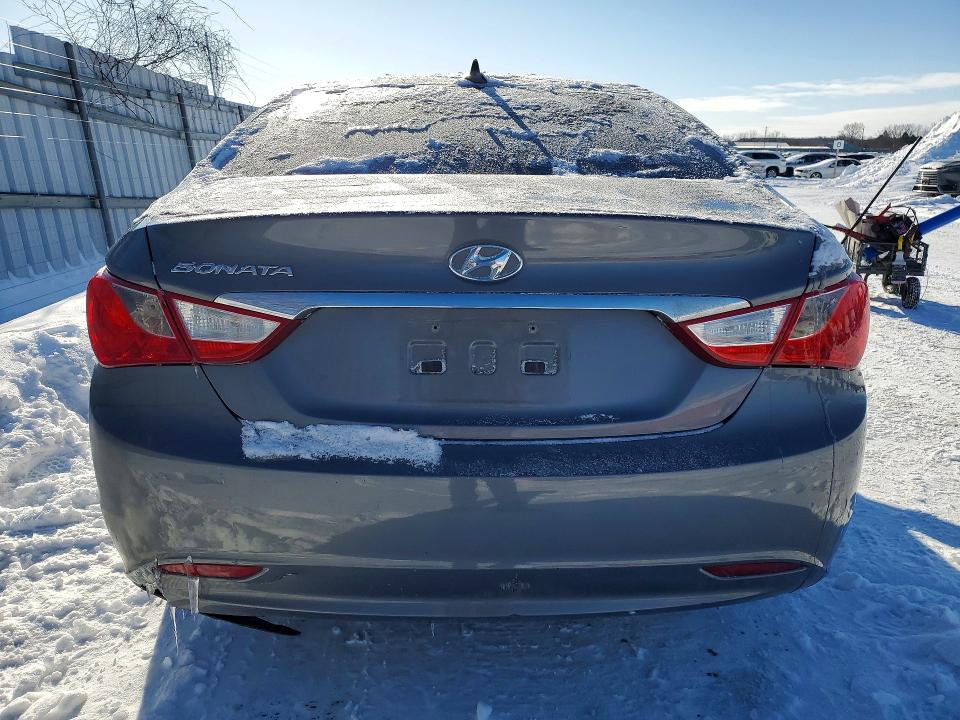 75680915 :رقم المزاد ، 5NPEB4AC9CH325480 vin ، 2012 Hyundai Sonata مزاد بيع