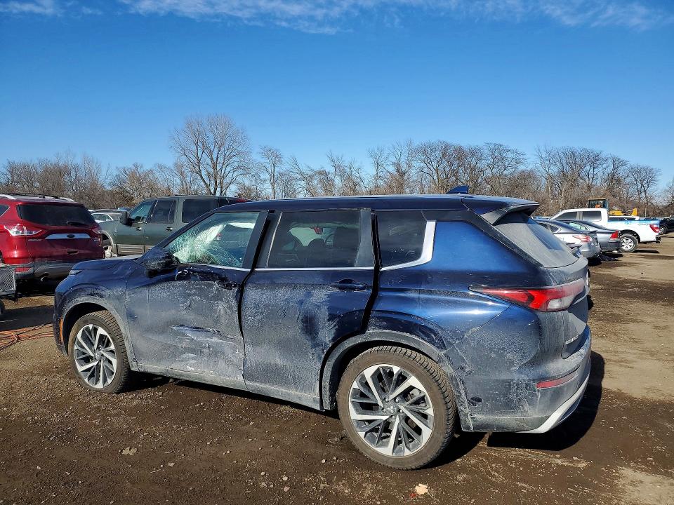 Продаж на аукціоні авто 2022 Mitsubishi Outlander, vin: JA4J3UA87NZ039124, номер лоту: 79074085