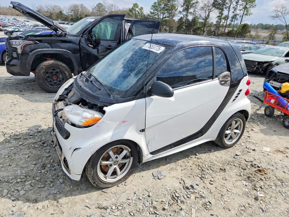 Продаж на аукціоні авто 2015 Smart Fortwo, vin: WMEEJ3BA3FK814300, номер лоту: 77653775