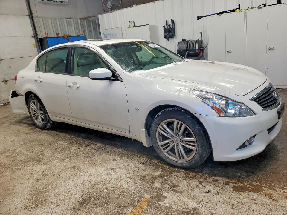 74948565 :رقم المزاد ، JN1CV6AR6FM524563 vin ، 2015 Infiniti Q40 مزاد بيع