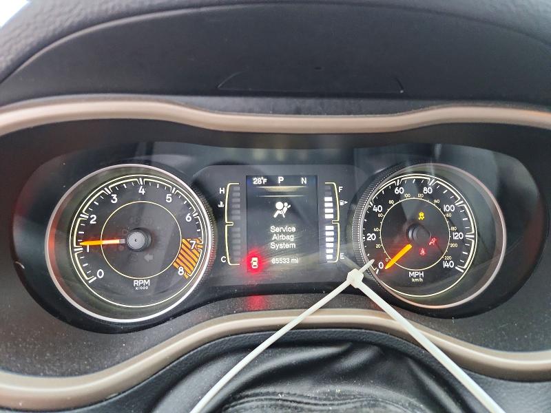 Продажа на аукционе авто 2015 Jeep Cherokee, vin: 1C4PJMCS1FW739576, номер лота: 75680285