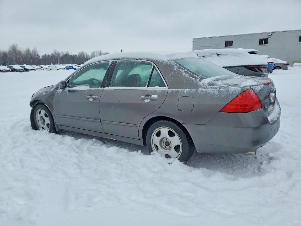 76545015 :رقم المزاد ، 1HGCM66577A800503 vin ، 2007 Honda Accord مزاد بيع