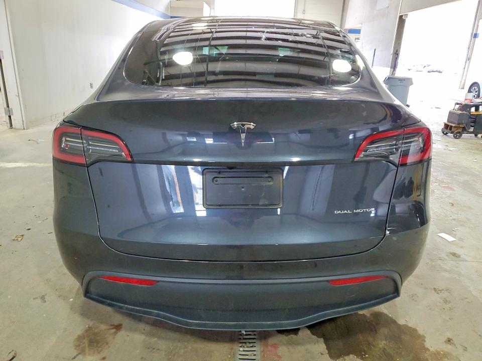Продажа на аукционе авто 2024 Tesla Model Y, vin: 7SAYGDEE7RF087178, номер лота: 78825755