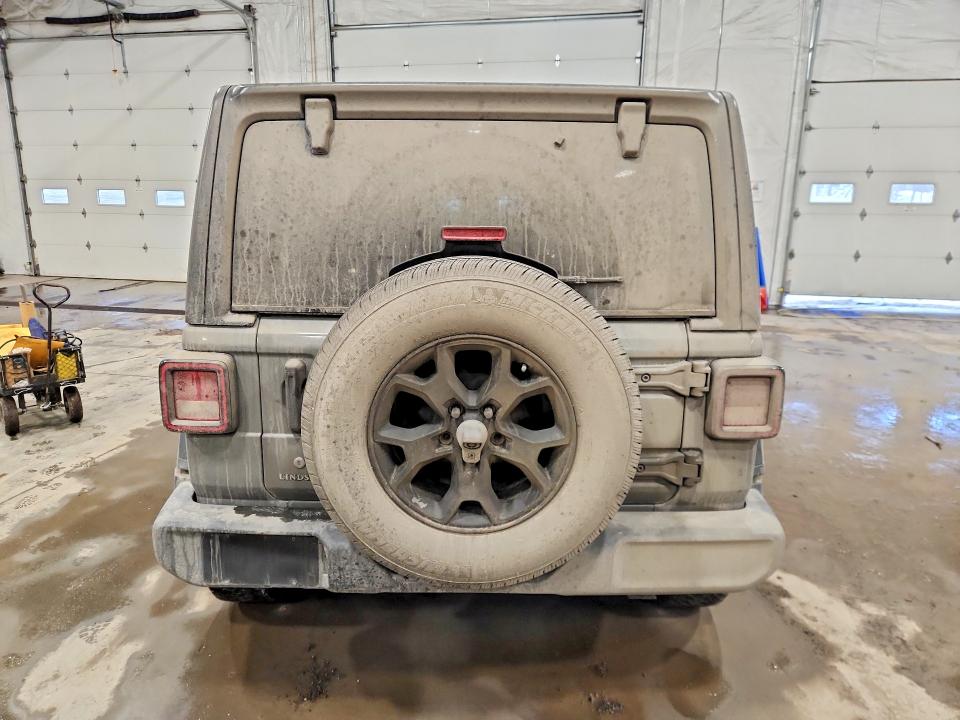 76791585 :رقم المزاد ، 1C4HJXDG0JW288388 vin ، 2018 Jeep Wrangler Unlimited مزاد بيع