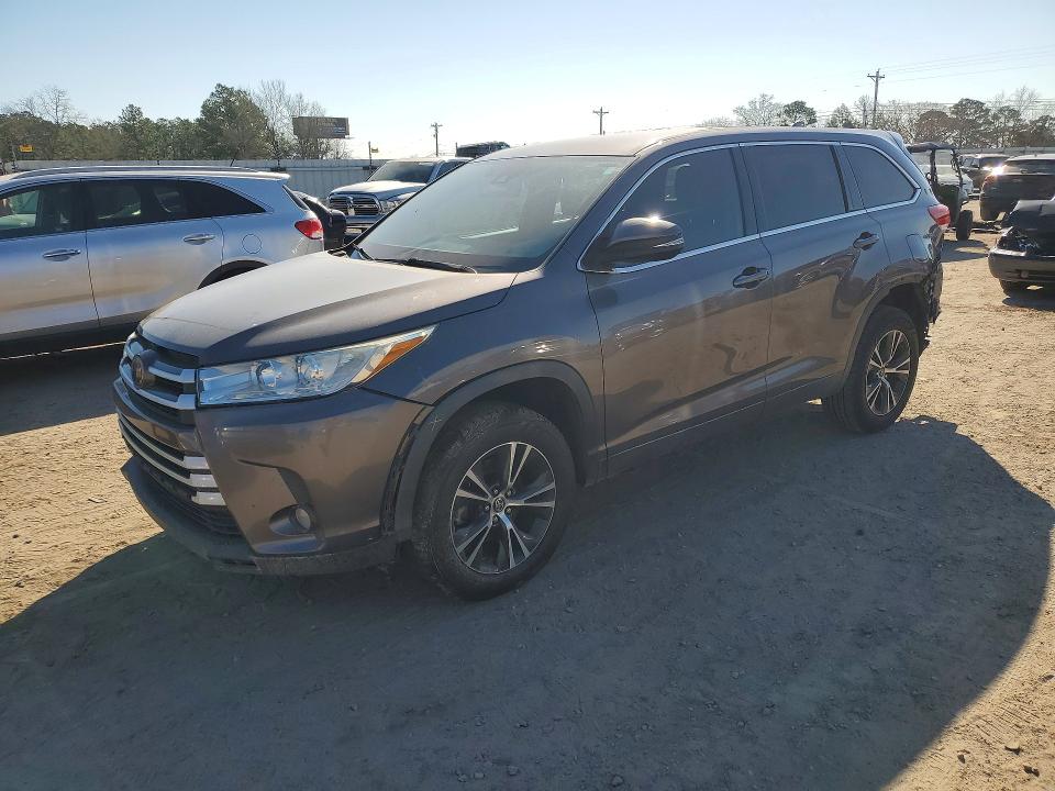 76199625 :رقم المزاد ، 5TDZZRFH1KS308518 vin ، 2019 Toyota Highlander مزاد بيع