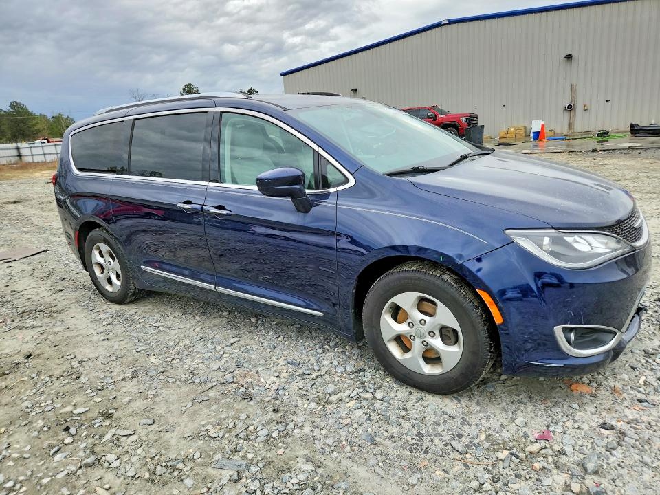 2017 Chrysler Pacifica მანქანა იყიდება აუქციონზე, vin: 2C4RC1EG8HR515985, აუქციონის ნომერი: 79028815
