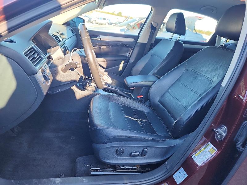 2013 Volkswagen Passat მანქანა იყიდება აუქციონზე, vin: 1VWBP7A36DC044978, აუქციონის ნომერი: 77151825