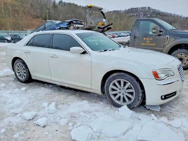 2014 Chrysler 300 მანქანა იყიდება აუქციონზე, vin: 2C3CCAAG7EH355437, აუქციონის ნომერი: 75348595