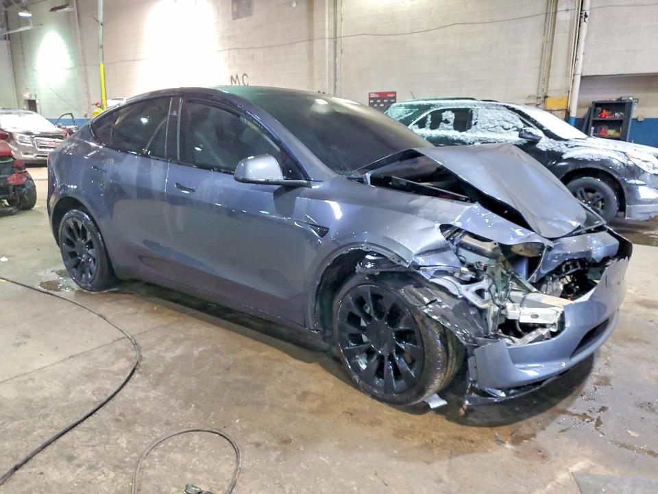 Продаж на аукціоні авто 2023 Tesla Model Y, vin: 7SAYGDEEXPF809384, номер лоту: 75204135