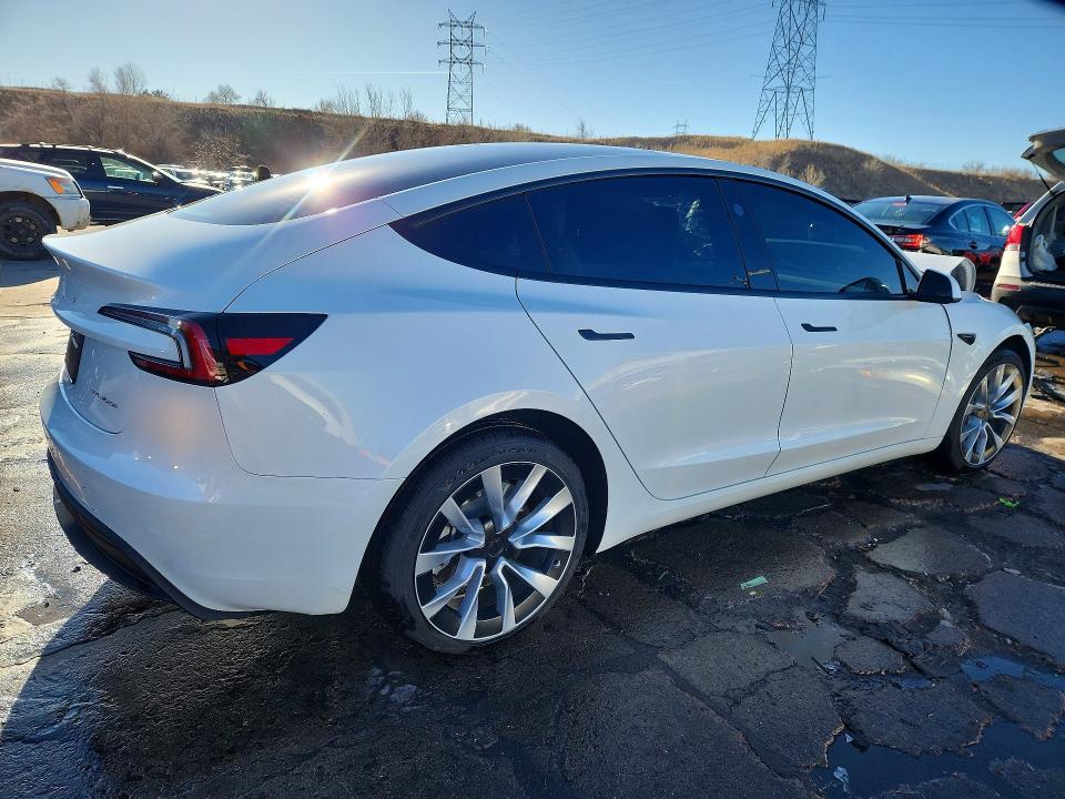 Продажа на аукционе авто 2025 Tesla Model 3, vin: 5YJ3E1EB3SF078999, номер лота: 76371655