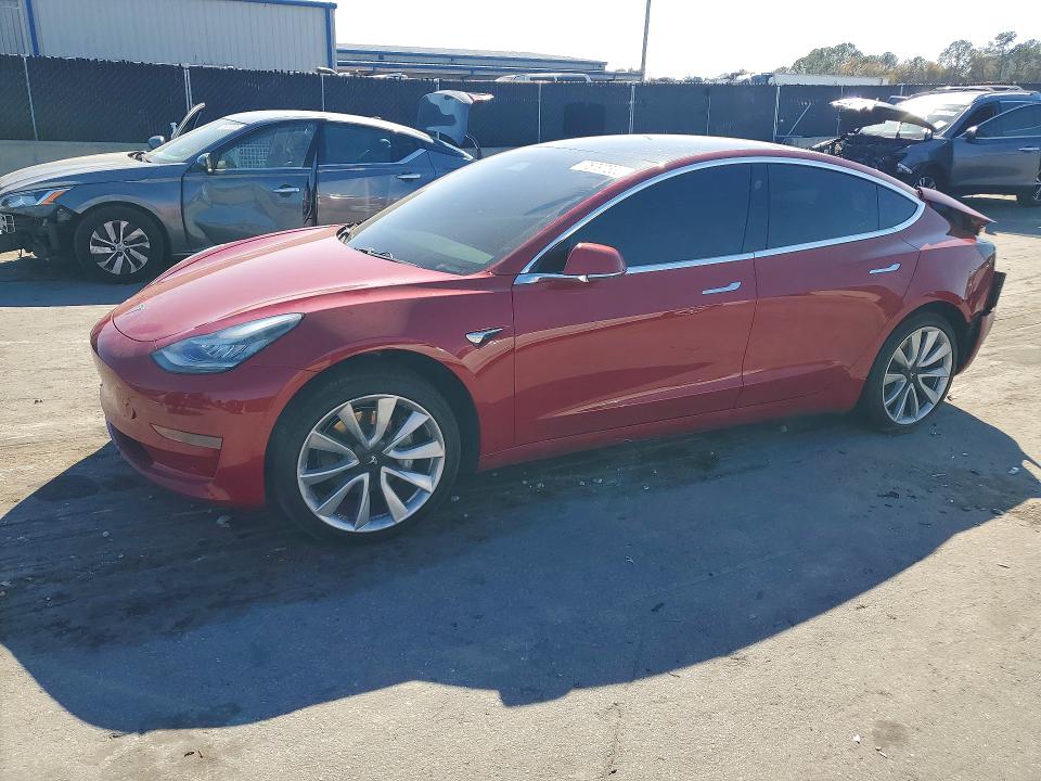 2019 Tesla Model 3 მანქანა იყიდება აუქციონზე, vin: 5YJ3E1EA0KF447924, აუქციონის ნომერი: 76797655