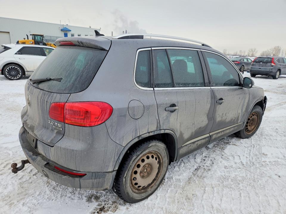 2013 Volkswagen Tiguan მანქანა იყიდება აუქციონზე, vin: WVGJV3AX5DW610400, აუქციონის ნომერი: 77210235
