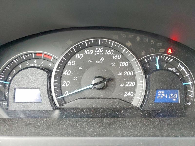 76109215 :رقم المزاد ، 4T1BF1FK5CU523884 vin ، 2012 Toyota Camry مزاد بيع
