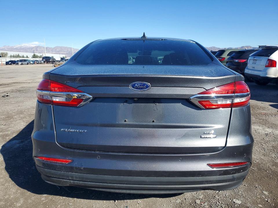 2020 Ford Fusion მანქანა იყიდება აუქციონზე, vin: 3FA6P0LU6LR147681, აუქციონის ნომერი: 78496145