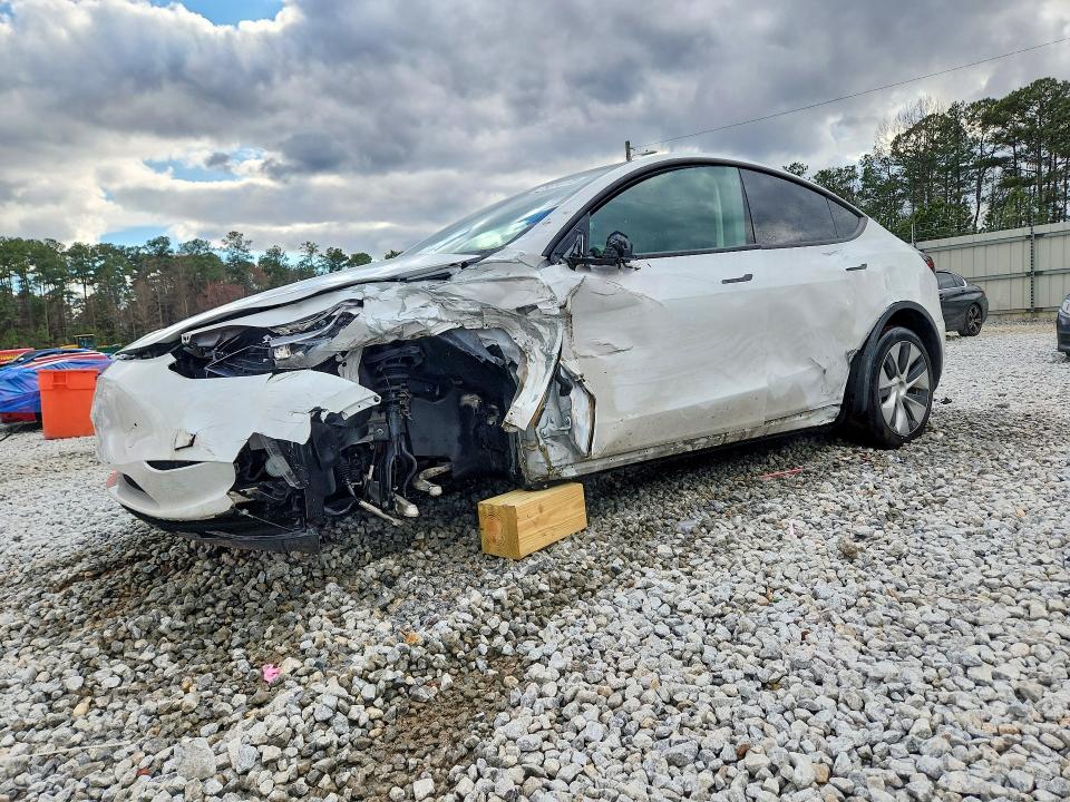 Auction sale of the 2023 Tesla Model Y, vin: 7SAYGDEE3PF702306, lot number: 79234175