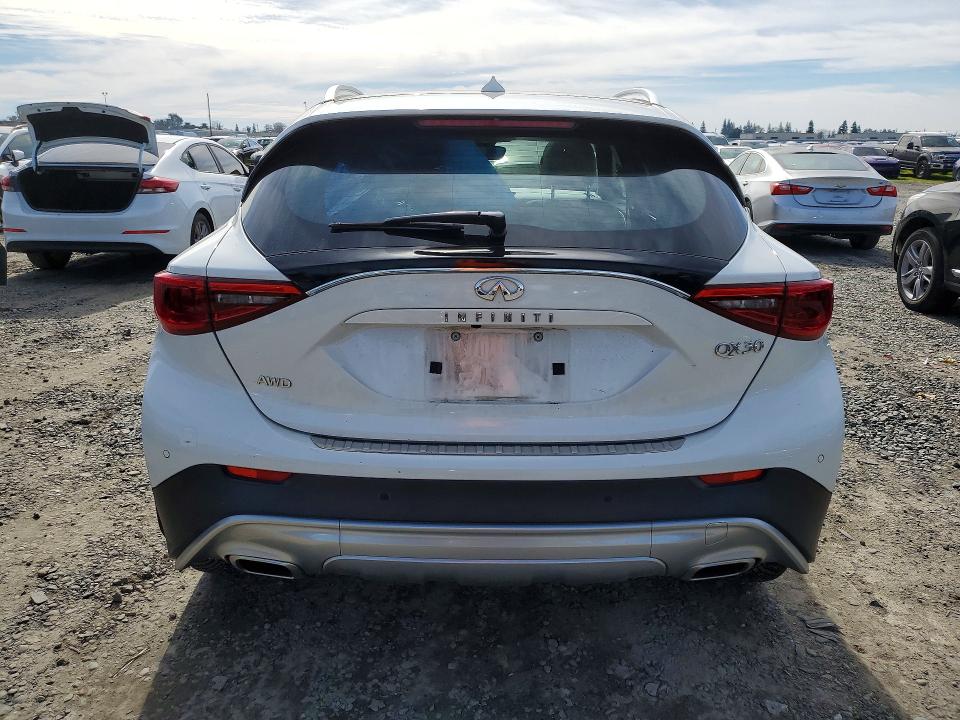 Продажа на аукционе авто 2017 Infiniti Qx30, vin: SJKCH5CR5HA039960, номер лота: 78180865