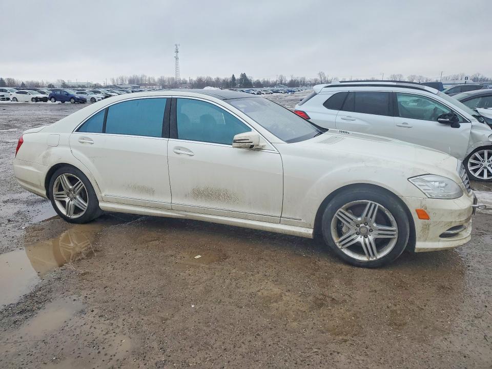 2013 Mercedes-benz S მანქანა იყიდება აუქციონზე, vin: WDDNG8DB3DA531226, აუქციონის ნომერი: 77554385