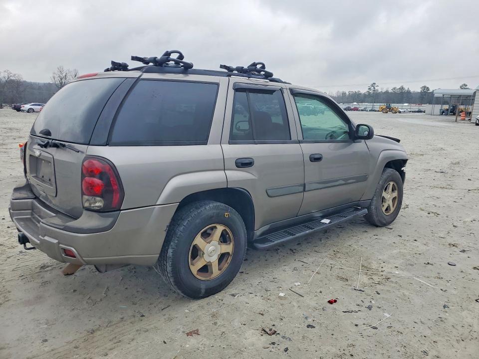 2005 Chevrolet Trailblazer მანქანა იყიდება აუქციონზე, vin: 1GNDS13S352135720, აუქციონის ნომერი: 75437585