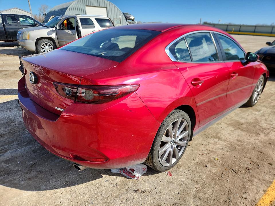 Продаж на аукціоні авто 2019 Mazda 3, vin: JM1BPACLXK1106839, номер лоту: 78271045
