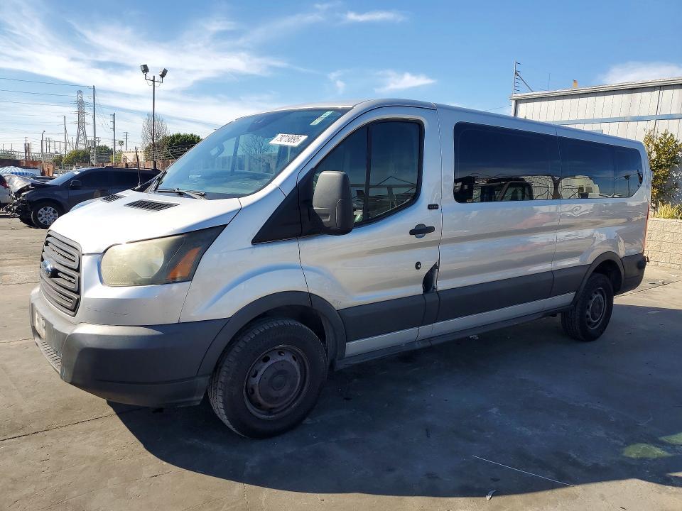 79219895 :رقم المزاد ، 1FBZX2ZG0HKA10286 vin ، 2017 Ford Transit مزاد بيع